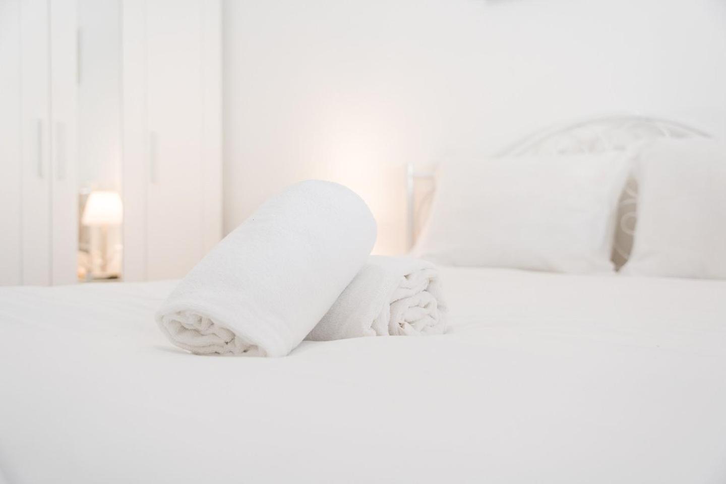 Guestready - Modern Cosy Apartment With A Terrace Porto Luaran gambar